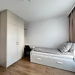 Kaskady Airport Modern - Close To The Airport - 10 Min, And Center - 15 Min Апартаменты