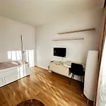 Kaskady Airport Modern - Close To The Airport - 10 Min, And Center - 15 Min * Варшава