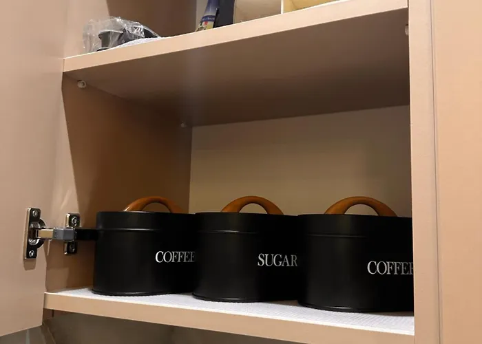 Апартаменты Kaskady Airport Modern - Close To The Airport - 10 Min, And Center - 15 Min *