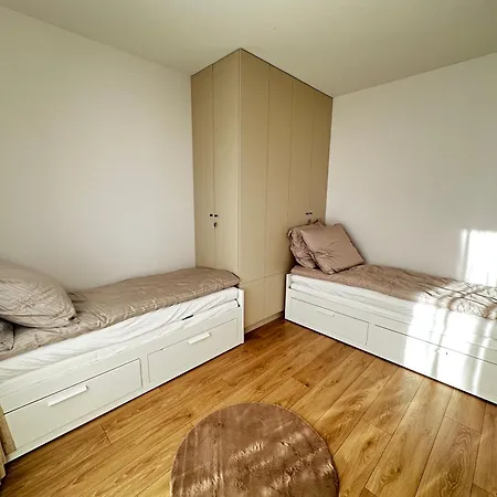 Apartmán Kaskady Airport Modern - Close To The Airport - 10 Min, And Center - 15 Min Varšava