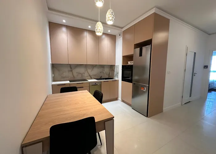 Kaskady Airport Modern - Close To The Airport - 10 Min, And Center - 15 Min *